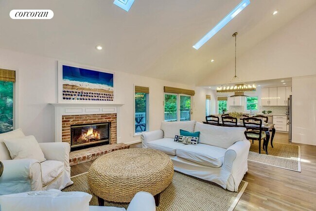 Photo - 24 Tansey Ln