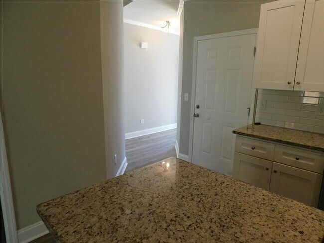 Photo - 74 Dewey Rd