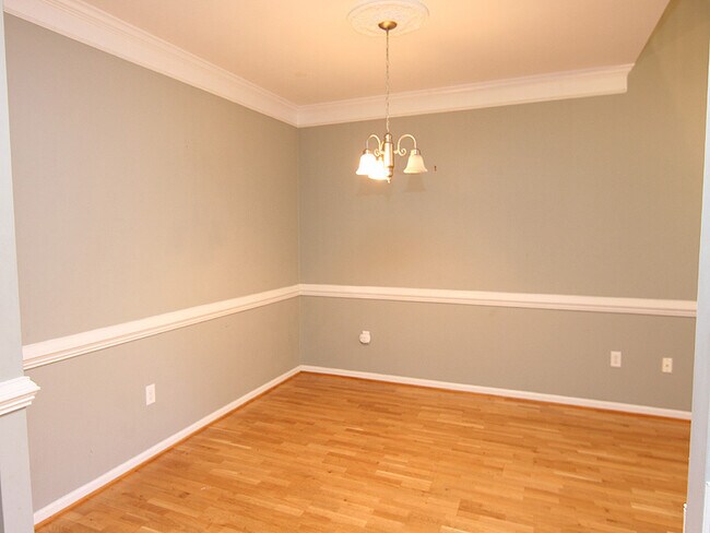 Photo - 2 Bedroom Townhome with Loft & One Car Garage