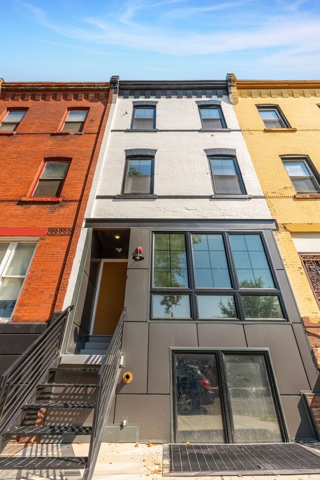 Photo - 2339 N College Ave Unit 2