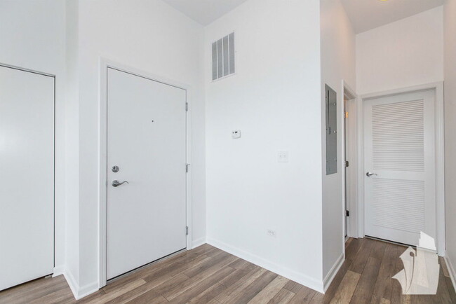 Photo - 2700 W North Ave Condo Unit 302