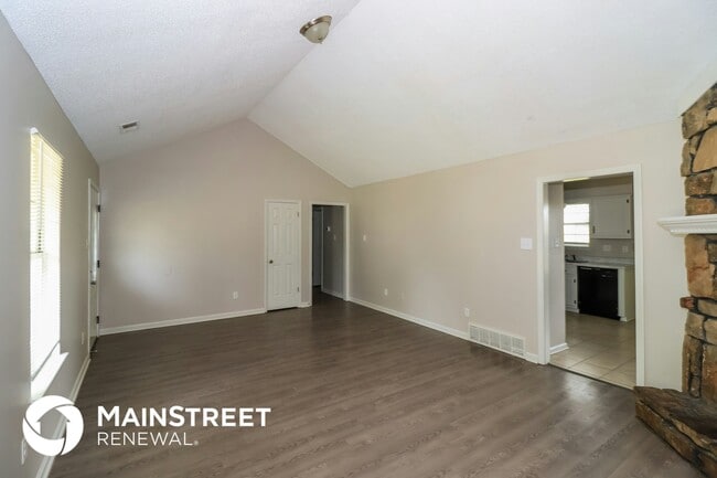 Photo - 6034 Cottage Hill Dr