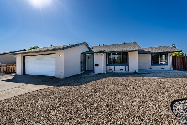 Building Photo - All Remodeled 4 Bedroom Home near Nordstrom Elementary School!
