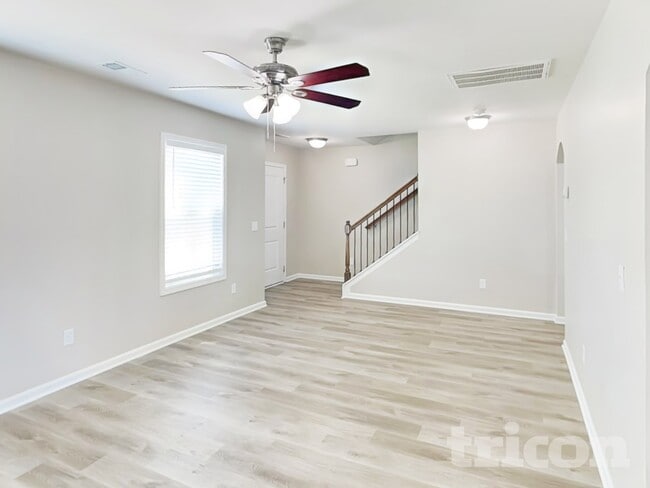 Photo - 1090 Heart Pine Dr