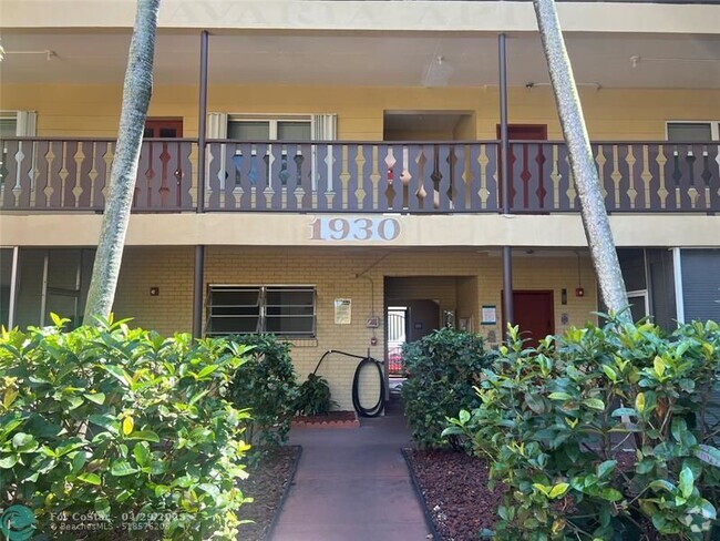 Building Photo - 1930 Jackson St Unit 16 Rental