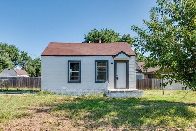 Building Photo - 1509 E Rogers St Rental