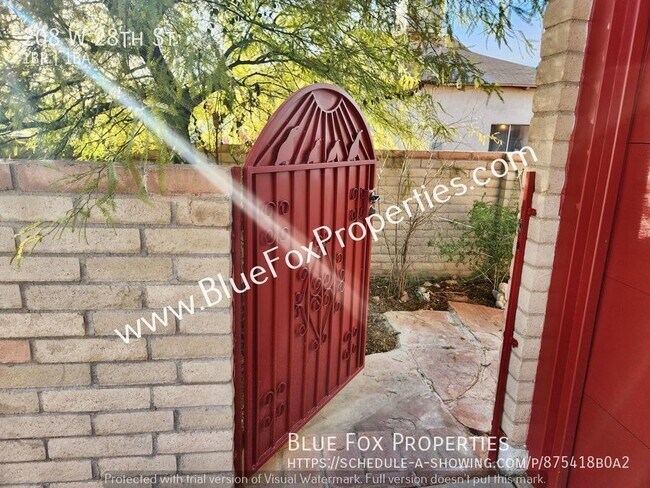 Photo - 208 W 28th St