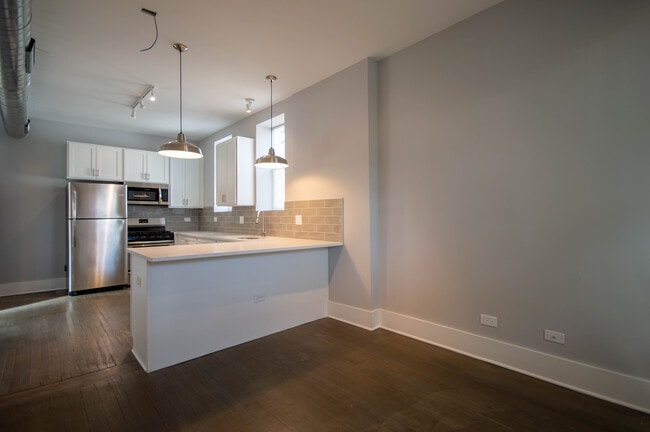 Photo - 2117 W 18th St Unit 2R