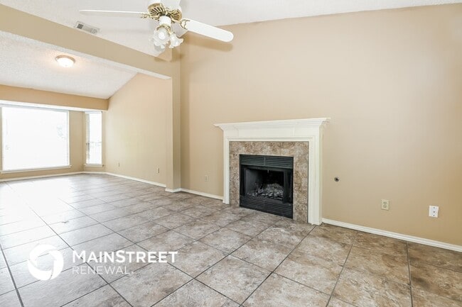 Photo - 909 Eagle Dr