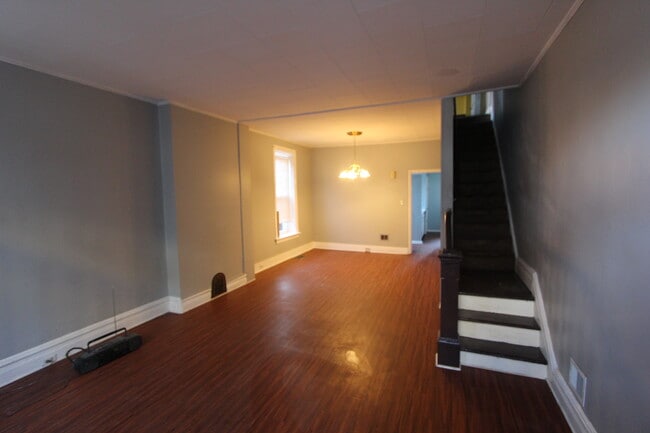 Sala de estar - 1802 Penn St