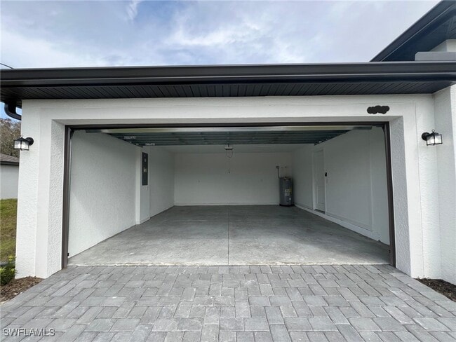 Photo - 868 Winwood Cir