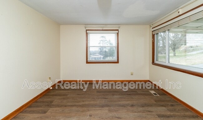 Photo - 7316 Thorngrove Pike House