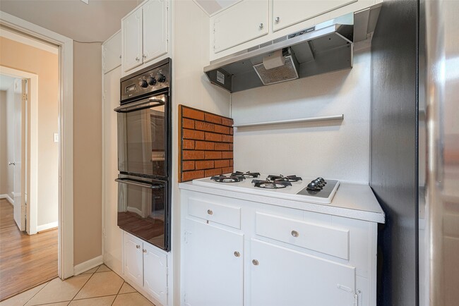 Photo - 5222 Nina Lee Ln