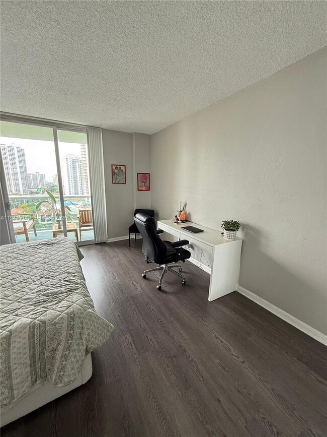 Photo - 19390 Collins Ave Unit 1217