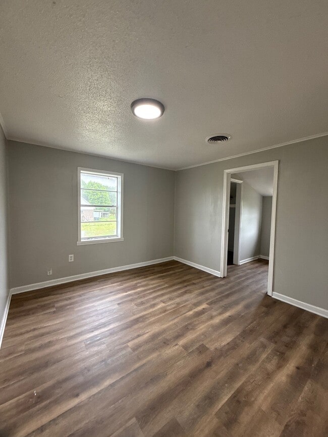 Photo - 15425 TN-59