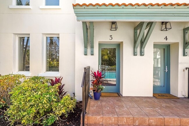 Photo - 1685 Laurel St