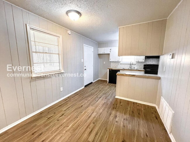8917 Tanya Dr Unidad B