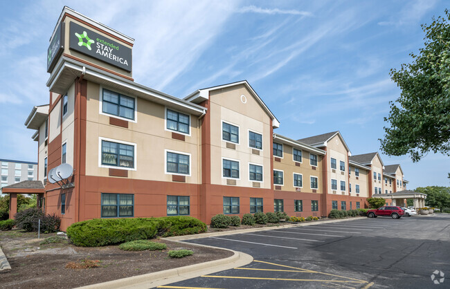 Building Photo - Furnished Studio-Indianapolis - Airport Rental