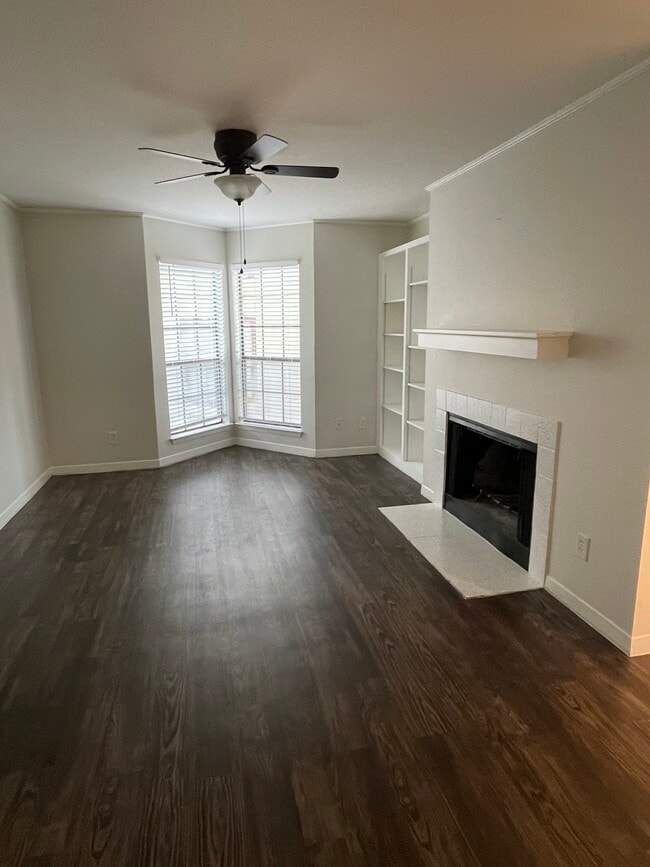 Photo - 1510 W North Loop Blvd Unit 713