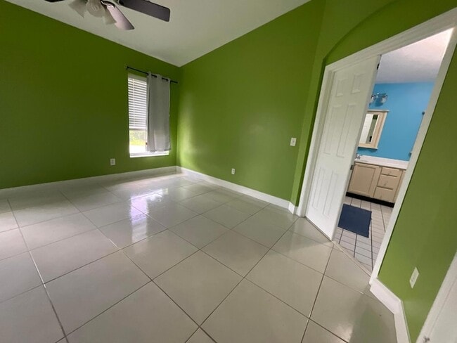 Photo - 315 SW Dwight Ave