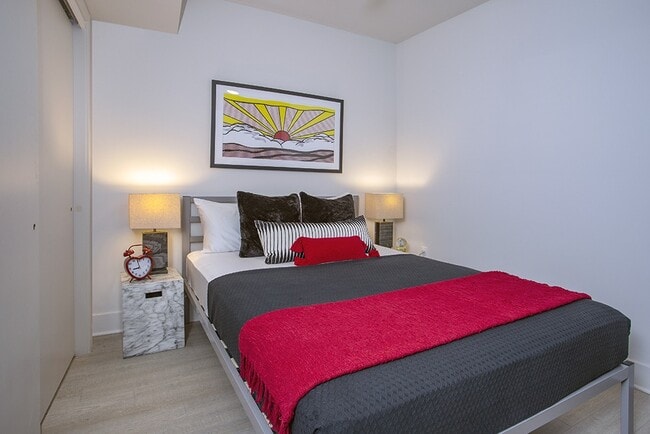 Studio Suite Bedroom