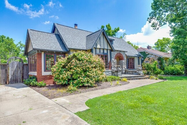Photo - 1802 Linden Ave