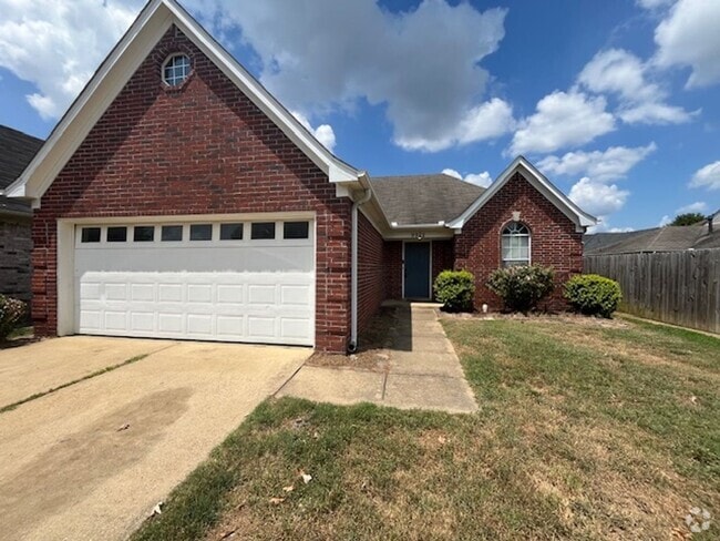 Building Photo - Renovated 3 Bedroom 2 Bath Home for Rent w...
