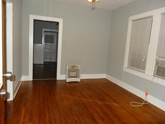 Photo - 1108 Mathis St