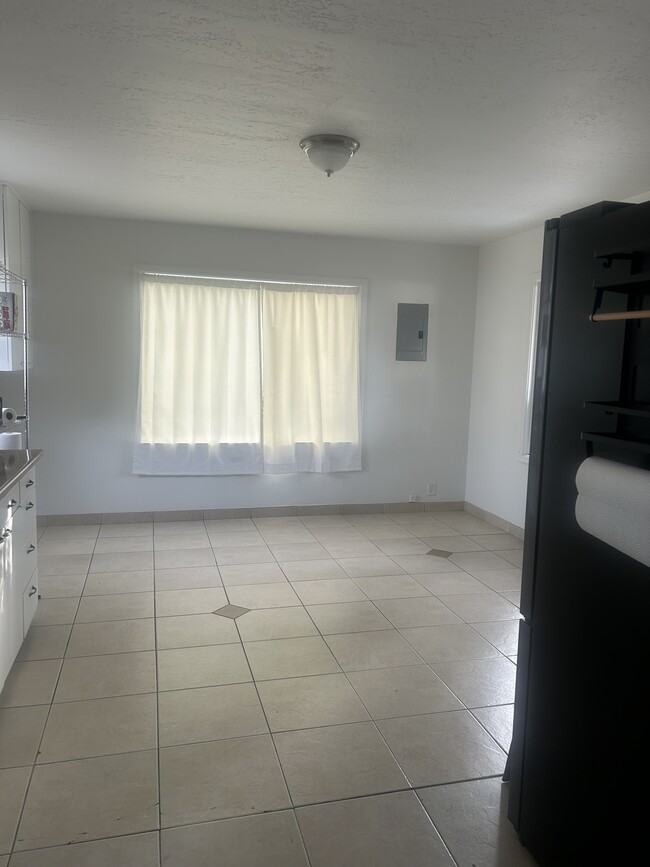 Photo - 68 S Lakeview Dr