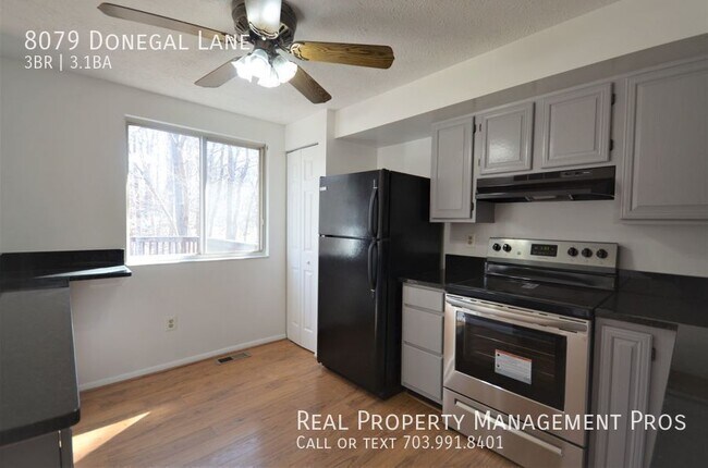 Photo - 8079 Donegal Ln