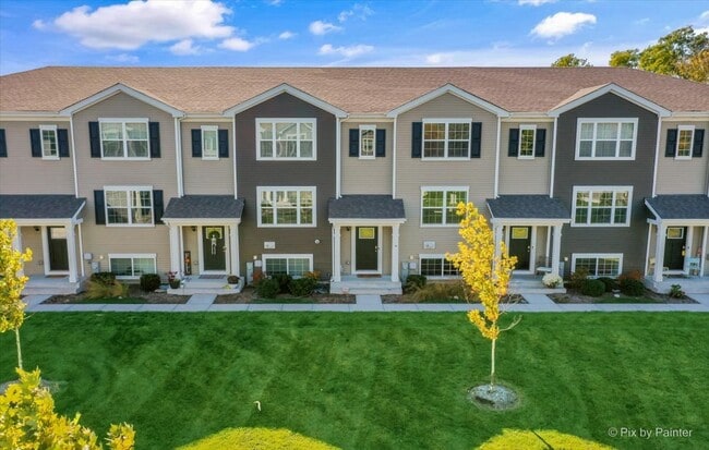 Building Photo - 2484 Alison Ave