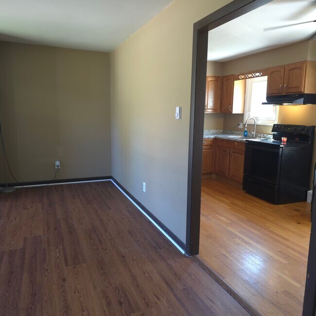 Photo - 5 Fairview Park Rd Unit 6