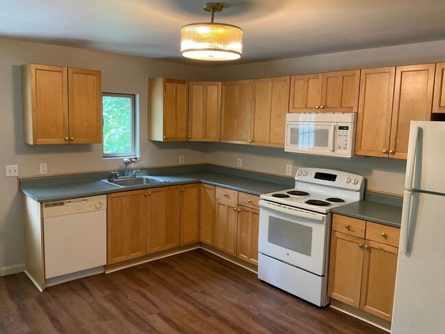 Photo - 168 Center Ave Unit 1 ( left)