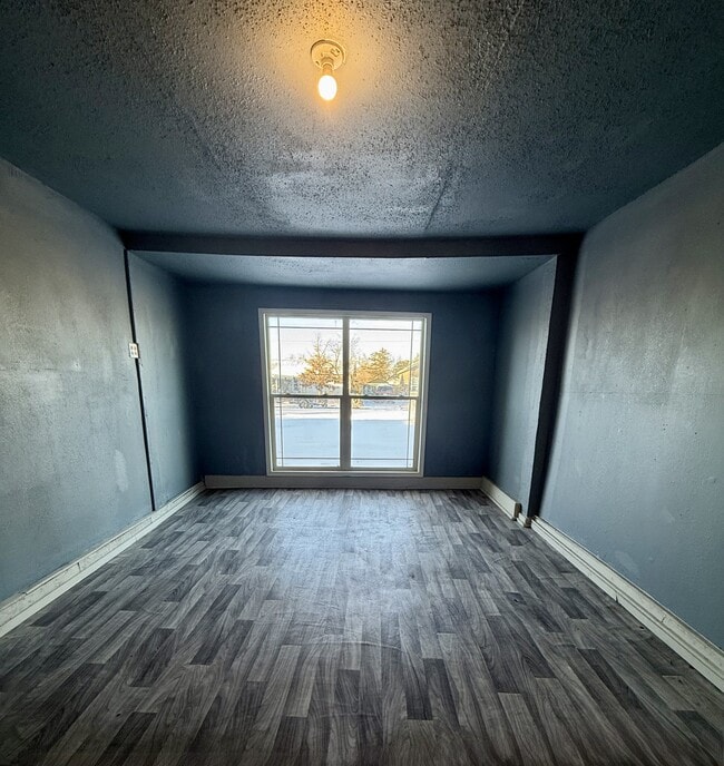 Photo - 4907 37th St