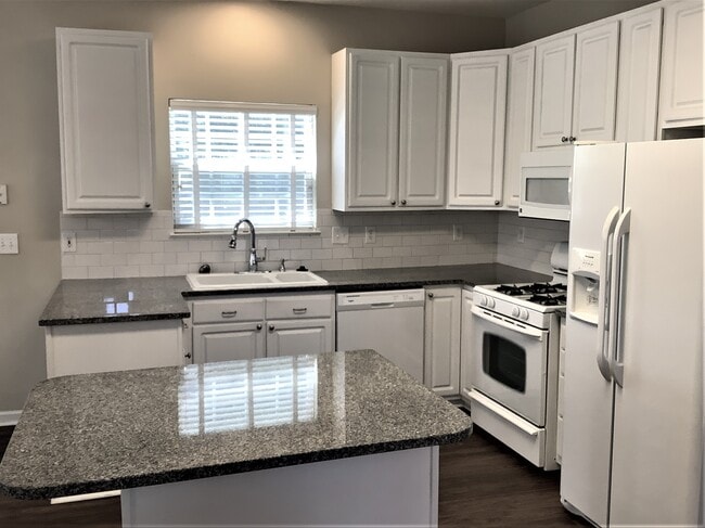 Photo - 818 Laurel Meadows Pkwy