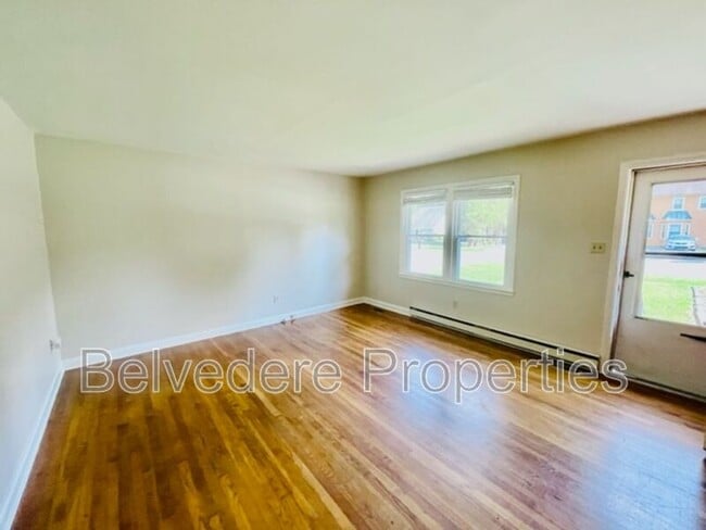 1405 Glenside Dr