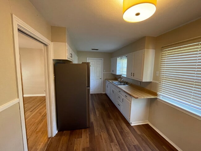 Photo - BEAUTIFUL HOUSE NEAR MEDICAL AND TTU