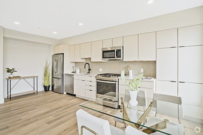 Building Photo - The Heywood Rental