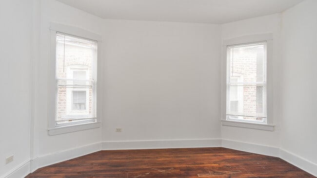 Photo - 4220 W Armitage Ave Unit 3R