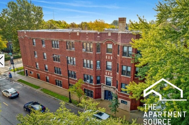 Photo - 2211 W Foster Ave Unit 2