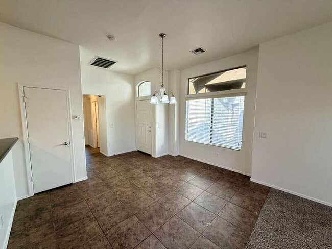 Photo - 16620 S 48th St Unidad 83