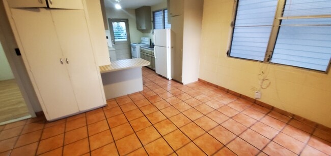 xx48 Lunalilo St Unit xx48 Lunalilo St. Apt 2E