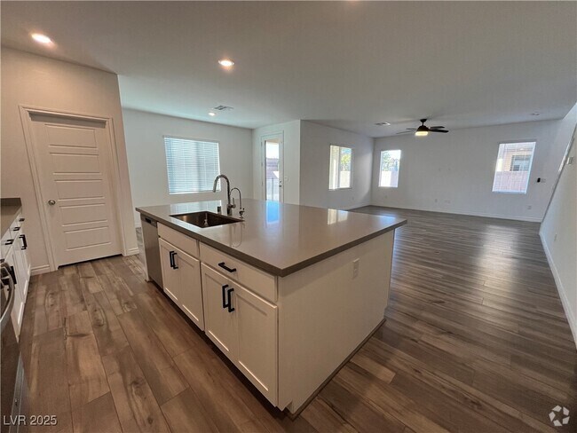 Building Photo - 9839 Berkley Brk Ct Rental