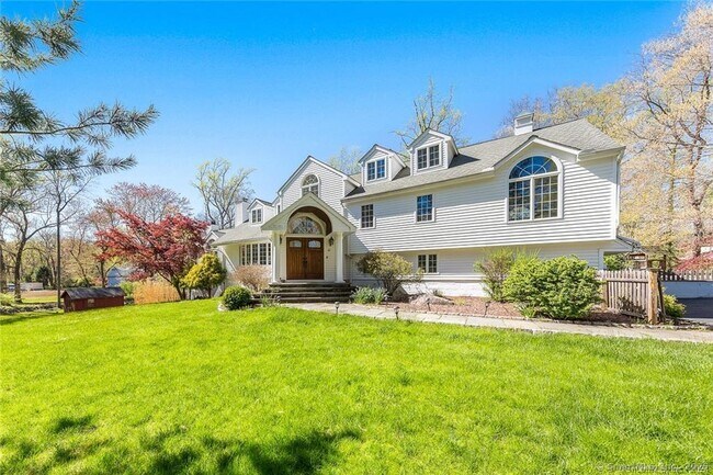 Photo - 41 Burr Farms Rd