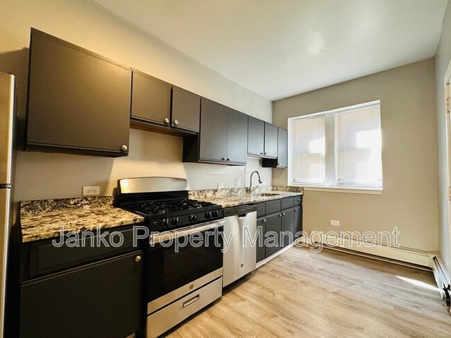 62 N Parkside Ave Unit 2
