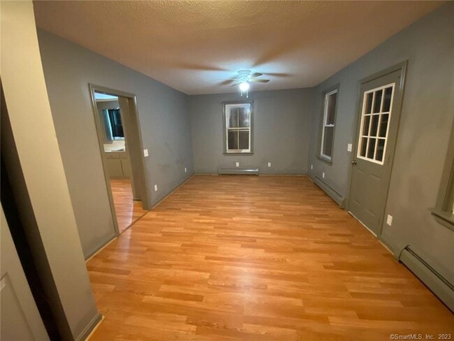 Photo - 100-102-102 Taftville-Occum Rd