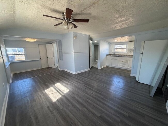 Photo - 5475 42nd St N