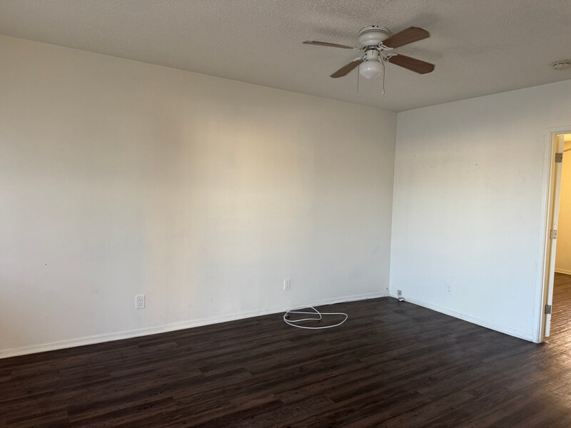 Photo - 2012 Marine Ave Unit C