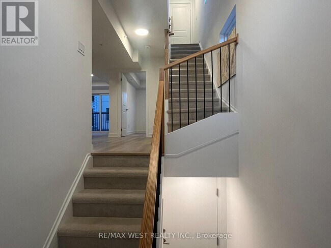 Photo - 200 Railway Engine House Way