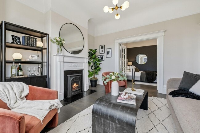 Photo - 1161 Church St